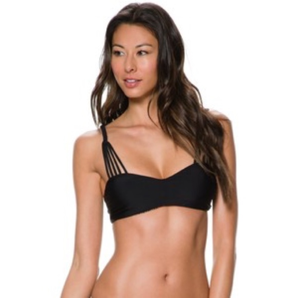 Acacia Samoa top